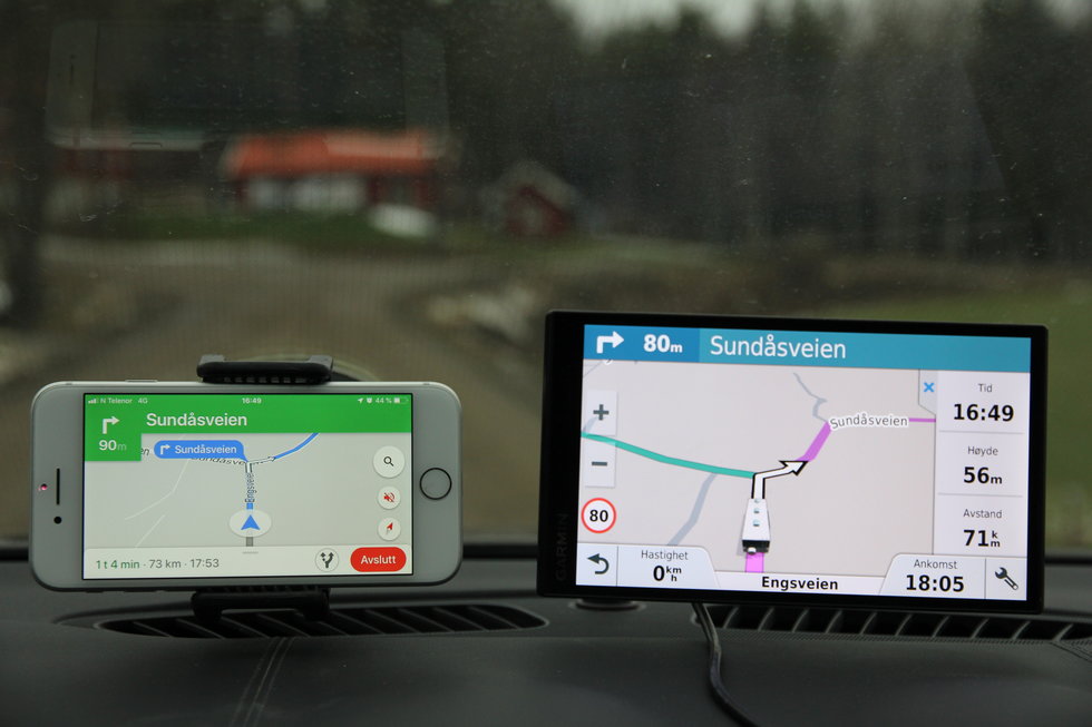 Praktisk test av Garmin Camper 770 LMT-D og Maps på iPhone: GPS eller mobil? Din
